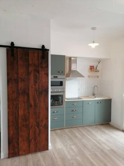 Apartamento Completamente Equipado Centro Ferrol Eksteriør billede